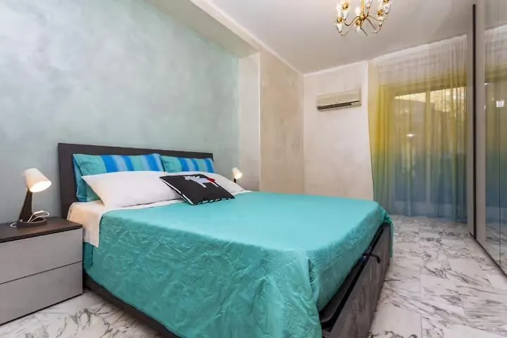 L'Angelo Di Casa Mia Διαμέρισμα Κατάνια 0*,  Ιταλία